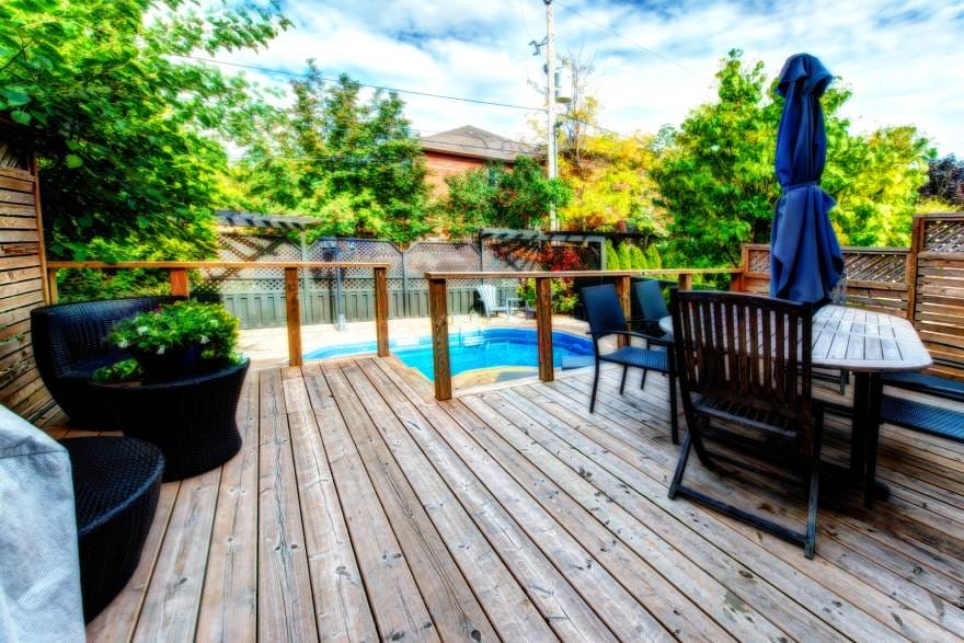 Patio bois traité Montréal