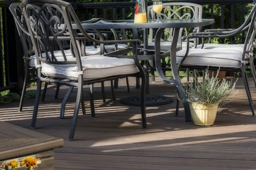 Terrasse composite Montréal